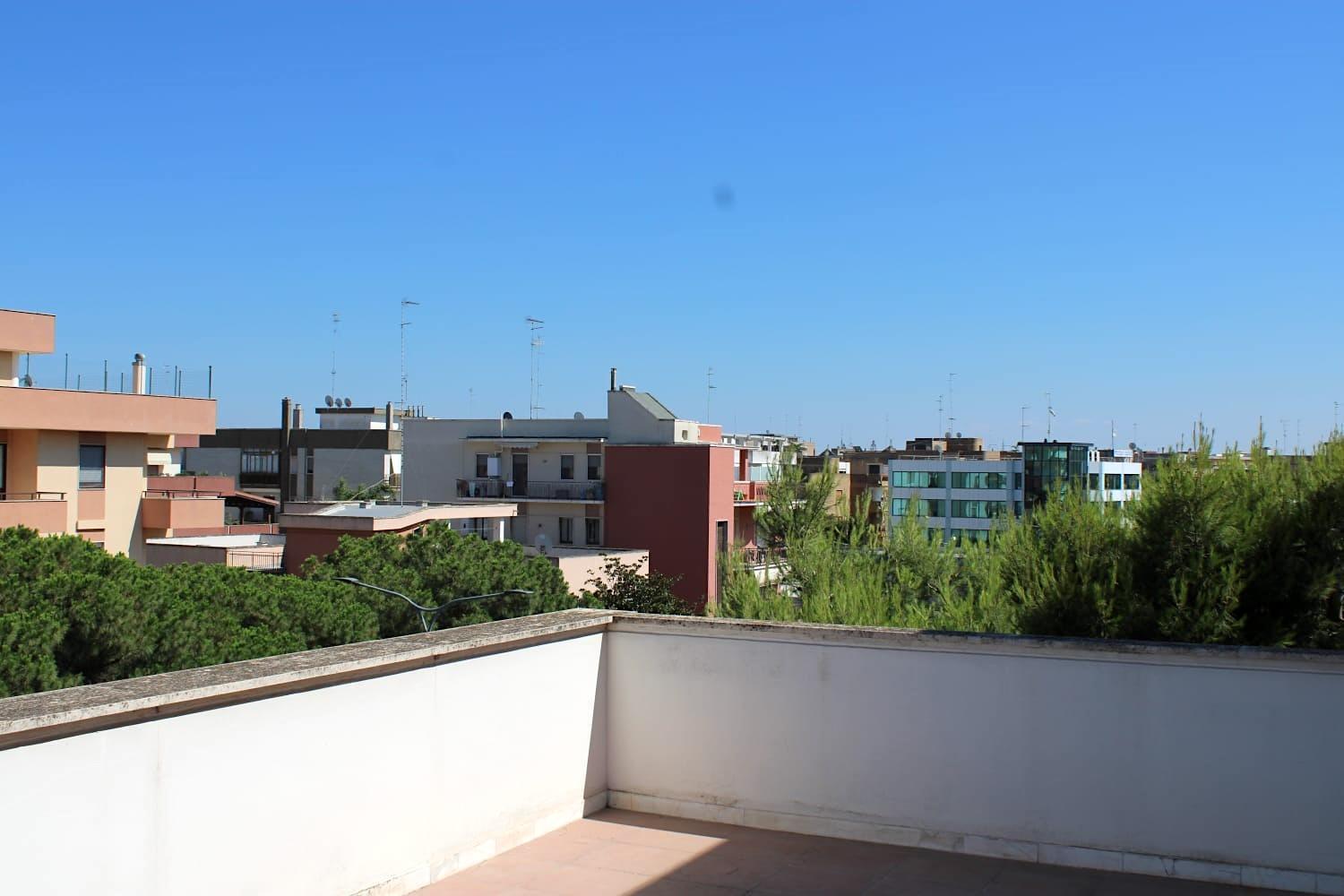 Helios Apartment Lecce Bagian luar foto