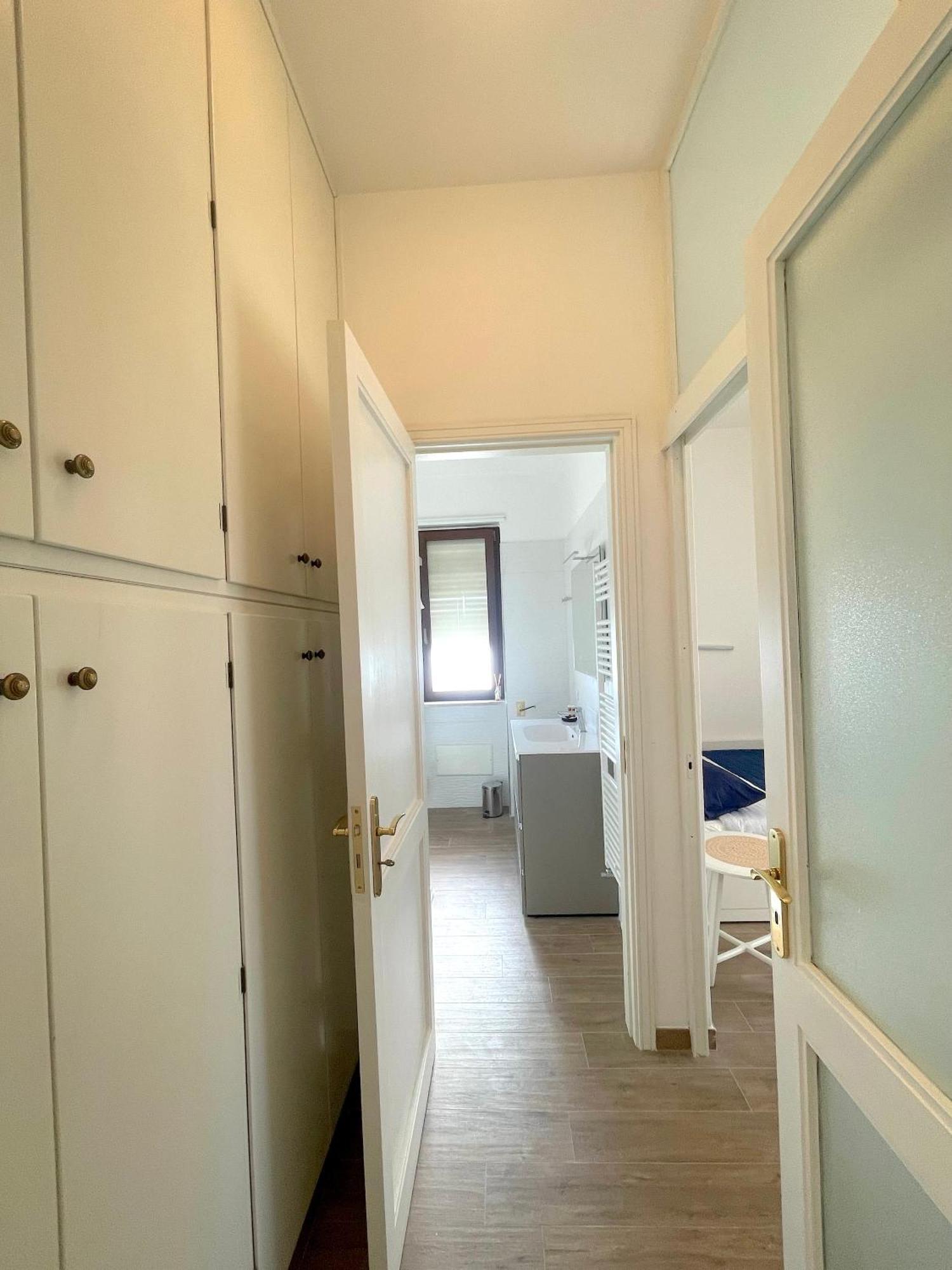 Helios Apartment Lecce Bagian luar foto