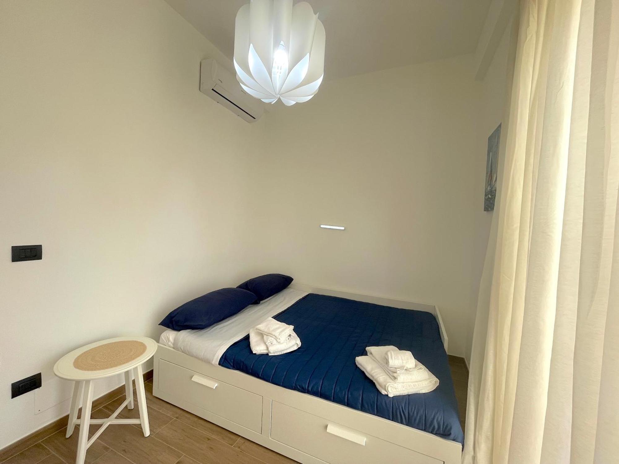Helios Apartment Lecce Bagian luar foto